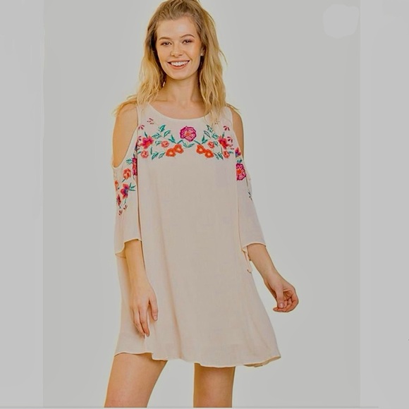 NWT Off Shoulder Floral Embroidered Mini Dress by Umgee. S - Picture 2 of 16